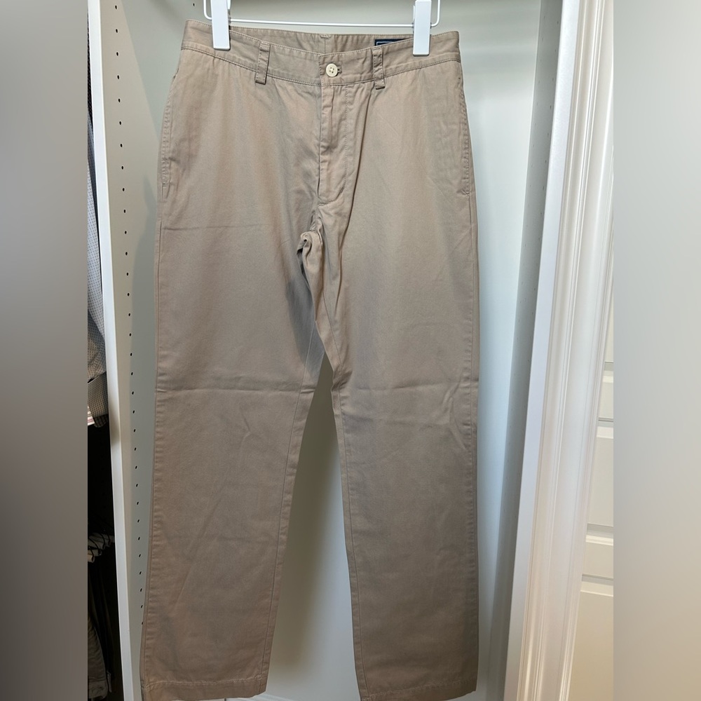 Vineyard Vines khakis. Slim Fit Club pant. 30 x 32.